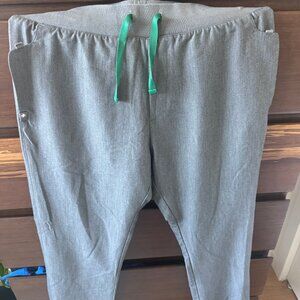 Men's figs scrubs pants, graphite, size large
